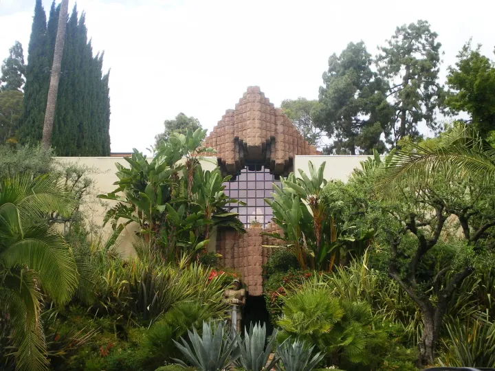 The Sowden House in Los Feliz, George Hodel's residence