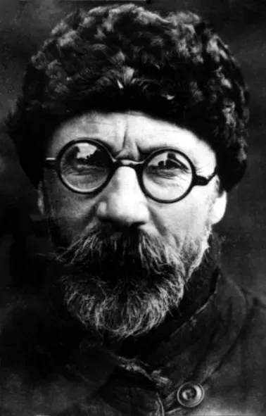 Leonid Kulik, Soviet mineralogist